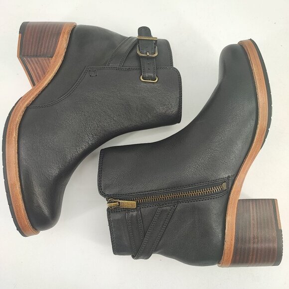 Clarks Women's Clarkdale Jax Black Leather Ankle Boots Size 5.5M - Picture 6 of 8